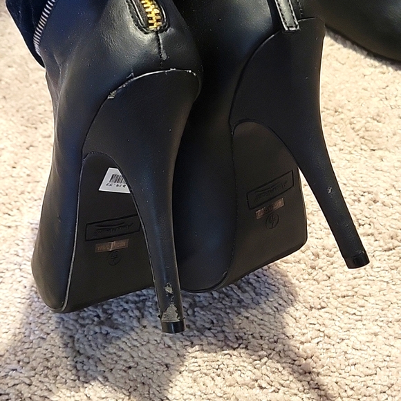 Black and Gold Booties - Picture 2 of 2